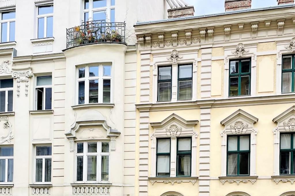 City-Center-Apartment Hip Area, Big & New Viena Exterior foto